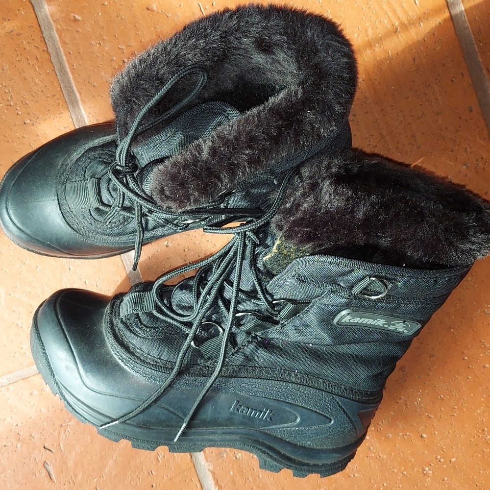Kamikaze Women's Black Snow boots